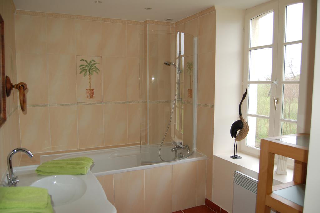 Le Moulin Neuf Bed and Breakfast Vignoux-sur-Barangeon Δωμάτιο φωτογραφία