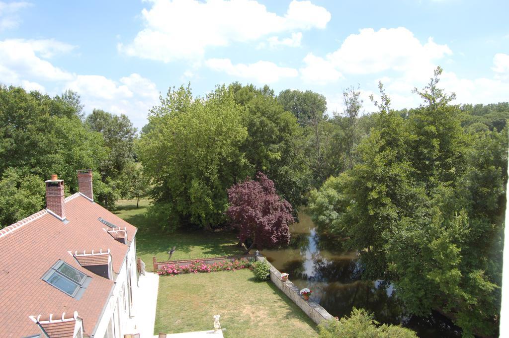 Le Moulin Neuf Bed and Breakfast Vignoux-sur-Barangeon Δωμάτιο φωτογραφία